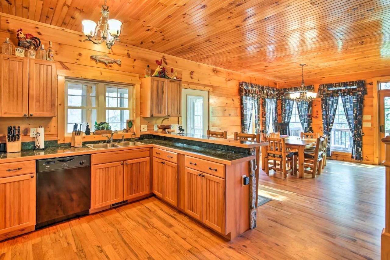 Lakefront South Carolina Abode With Deck And Boat Dock Fair Play 外观 照片